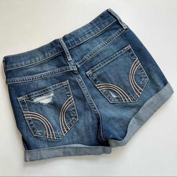 Hollister Jean Shorts - Picture 3 of 3